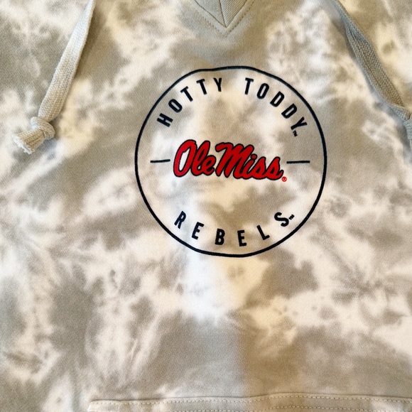 NWT! Ole Miss Hoodie - Picture 2 of 9